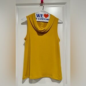 Banana Republic sleeveless cowl neck blouse💛Collar button up back. Worn 1x 💛 XS